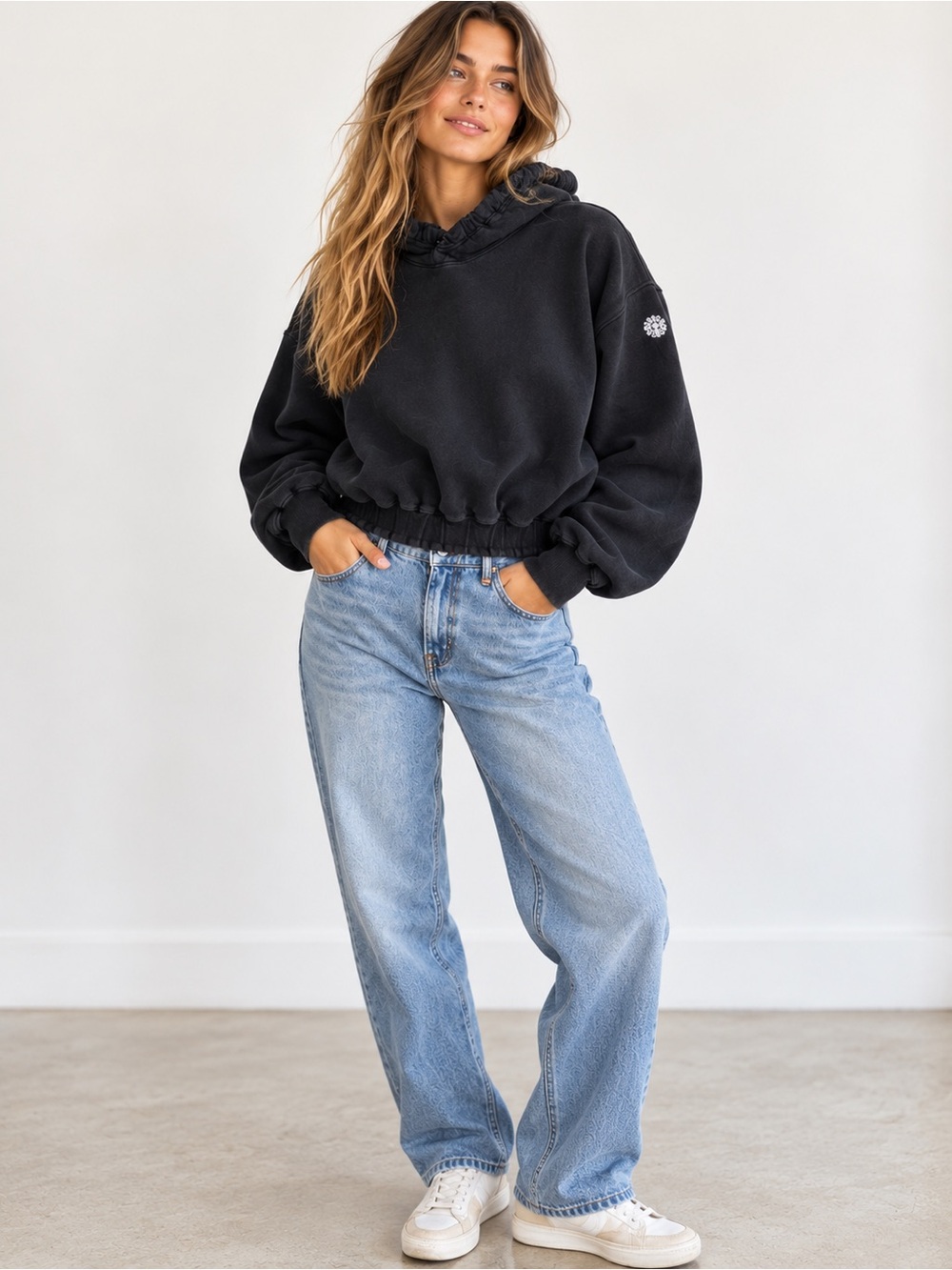 Free People FP Movement Black Oversized Cropped Hoodie – Medium